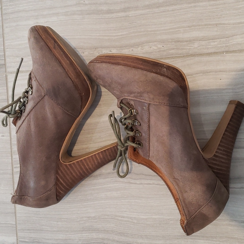 Oxford Style Booties - Picture 2 of 6